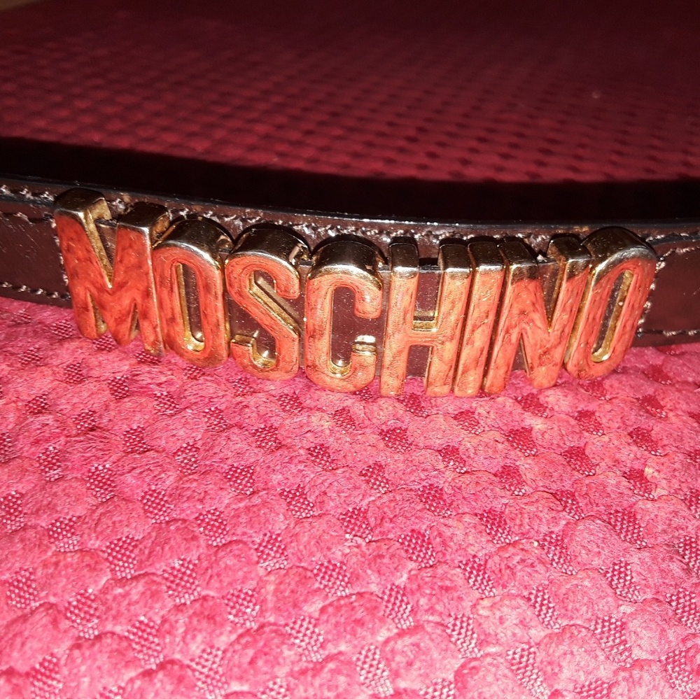 BROWN LEATHER MOSCHINO BELT⚘